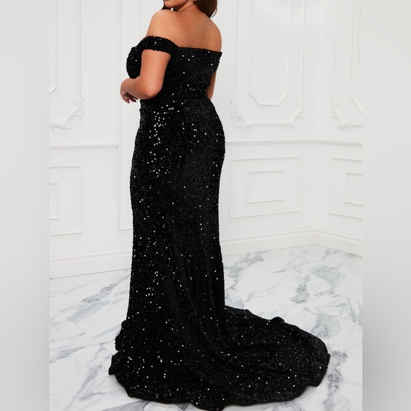 Sequence gown - Picture 2 of 3